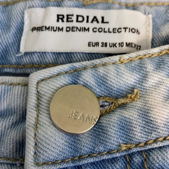 Redial from Nasty Gal Distressed Mom Jeans - Sz 6 - Picture 4 of 6